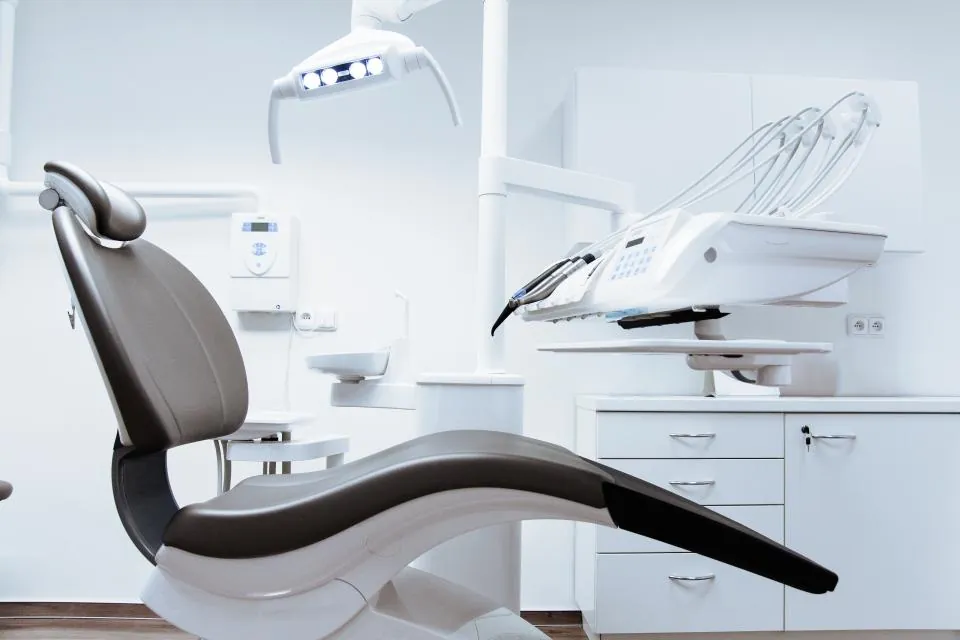 A bright, modern dental treatment room